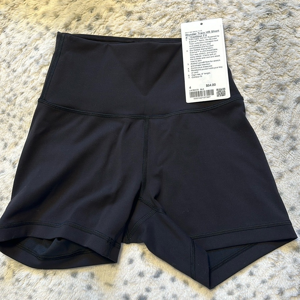 Lululemon size 4 Train HR Short 4”